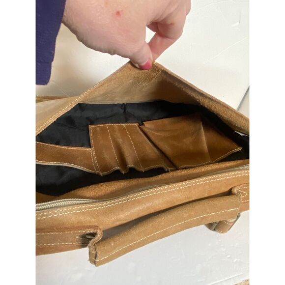 David King Boston Genuine Leather Messenger Bag – Tan Suede – Adjustable Strap - Picture 7 of 11